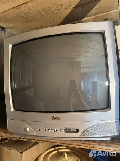 Телевизор