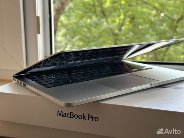 MacBook Pro 13 Retina 2014 512gb в хорошем сост