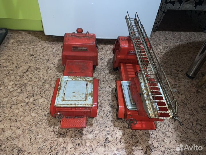 Две Пожарные машины игрушки маз СССР