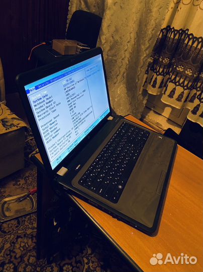 HP огромный 17,3 G7 4ядра Phenom 2 Radeon 6470 1gb