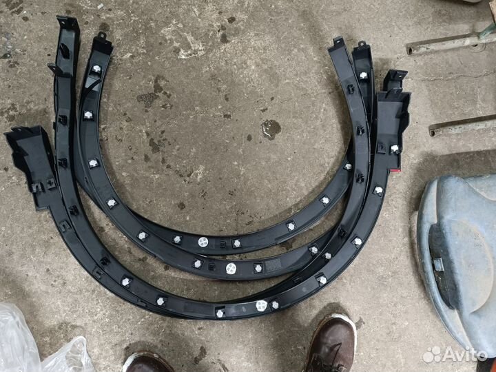 Молдинг крыла Tiguan 2