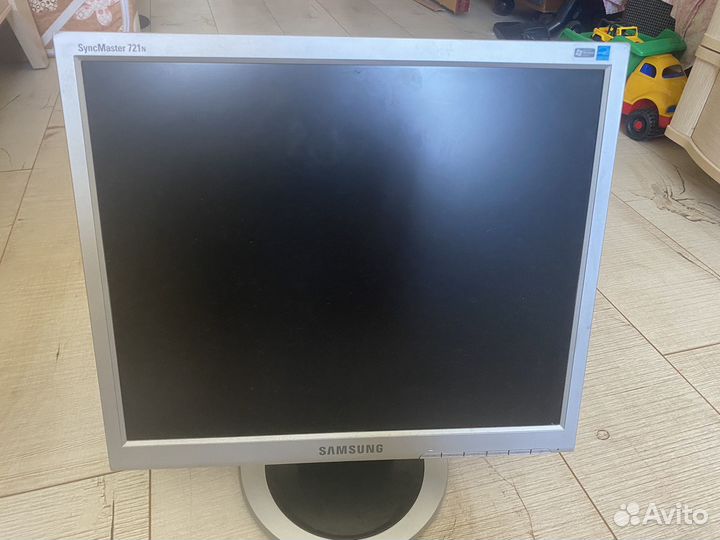 Мониторы 17 дюймов