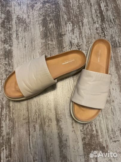 Шлепанцы женские 40 размер