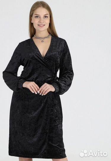 Платье вечернее велюровое черное