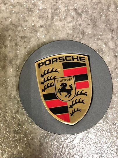 Заглушка диска литого Porsche