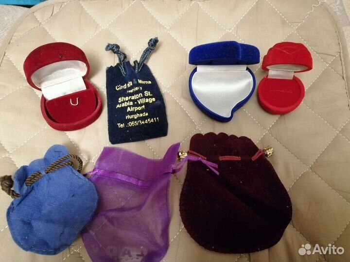 Коробочка футляр