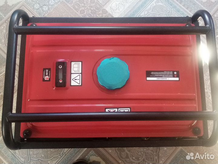 Бензиновый генератор