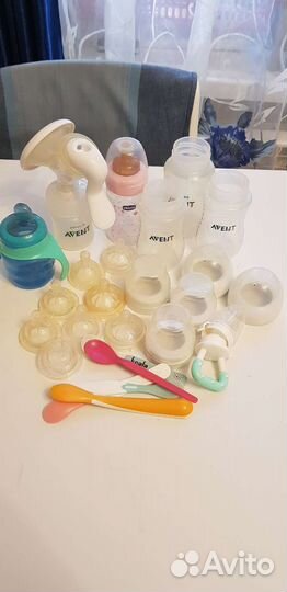 Бутылочки, соски и молокоотсос Avent пакетом