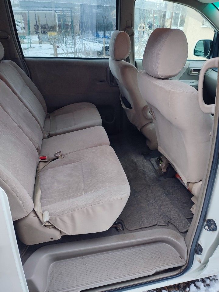 Toyota Noah: фото из отзыва
