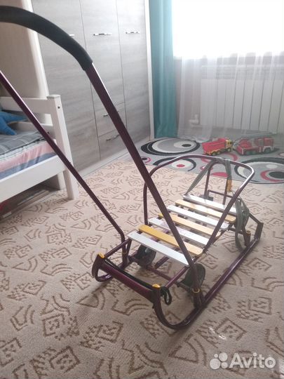 Детские санки с колесами