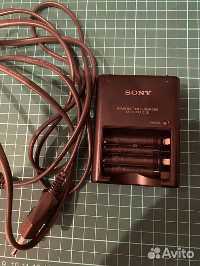 Sony Зарядное устройство sony bc- cs2b для aa,aaa