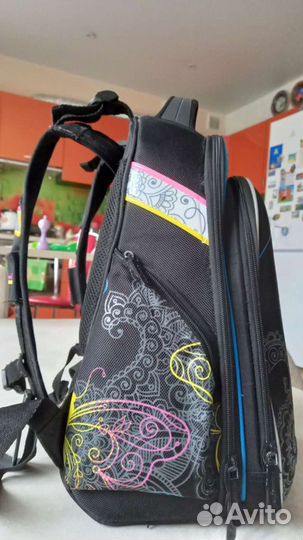 Рюкзак (ранец) школьный Hammingbird