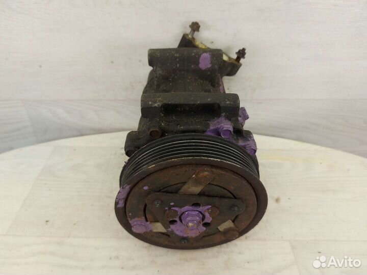 Компрессор кондиционера Peugeot 308