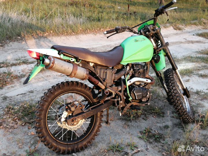 Racer panther 200