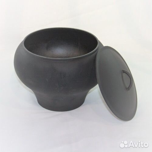 Горшок чугунный Чугунок