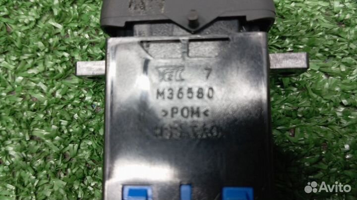 Кнопка подогрева сидений Honda Accord