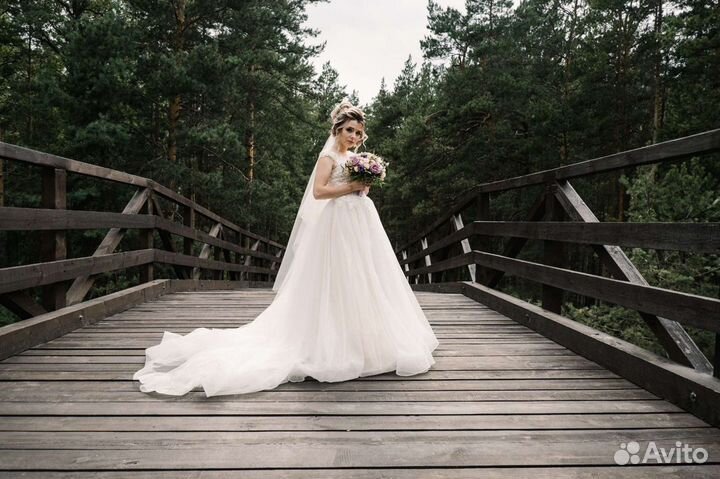 Продам свадебное платье в Отличном состоянии