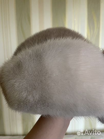 Шляпа из норки женская