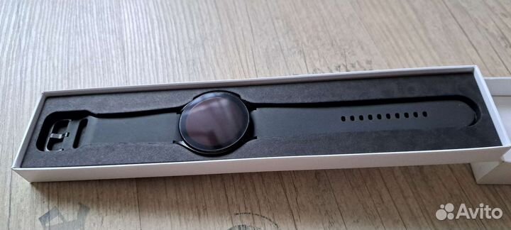 Смарт-часы Samsung Galaxy Watch 4 44mm