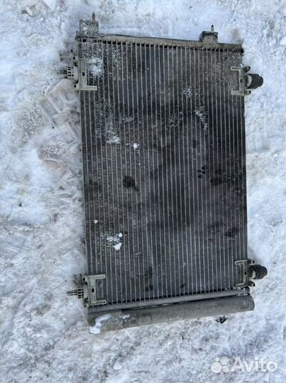 Радиатор кондиционера Peugeot 307