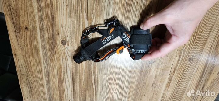 Налобный фонарь NEO