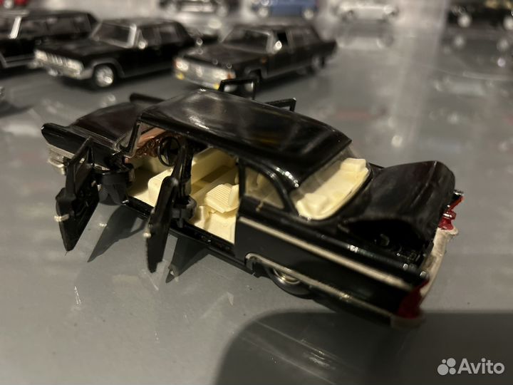 Модели машин (8 шт) правителей 1:43
