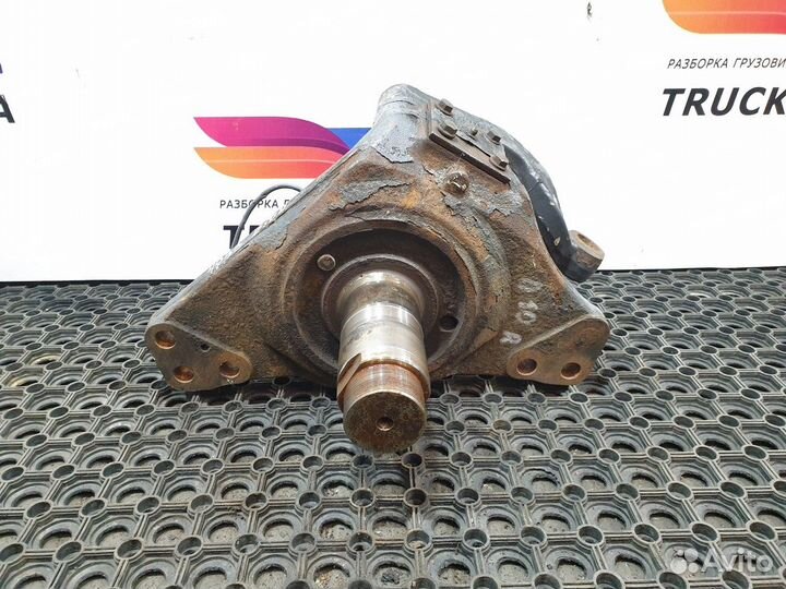 Кулак поворотный правый Daf XF105