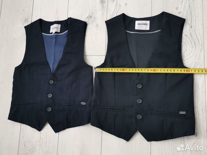 Жилетки школьные 3 штуки на рост 128 см