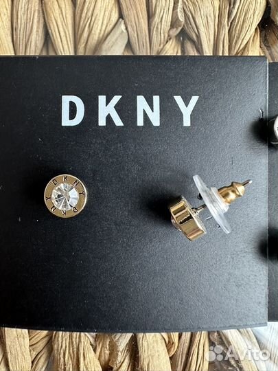 Серьги dkny новые