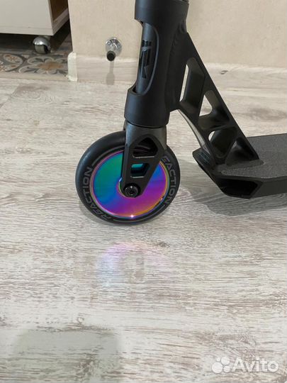 Трюковой самокат Reaction Stunt 4.0