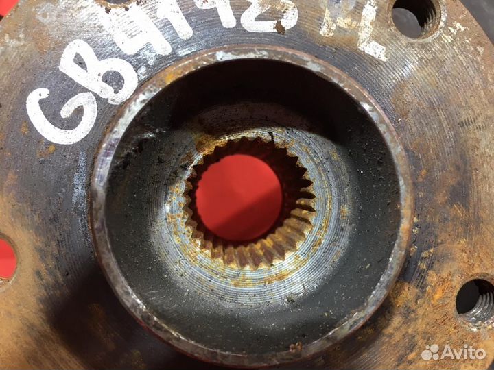 Кулак левый Suzuki Sx4 2 (Sx4 New) хетчбэк M16A