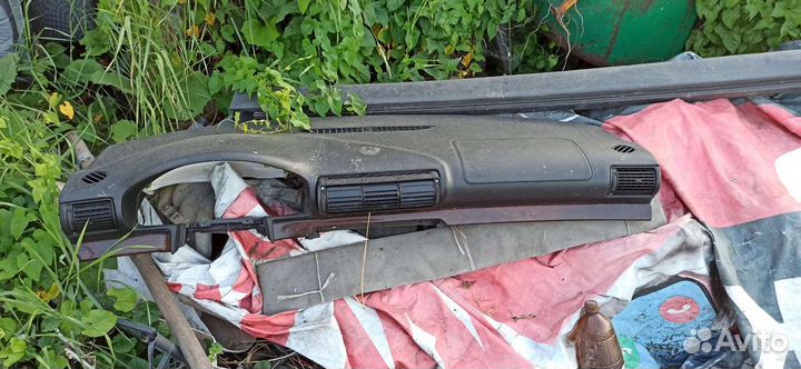 Панель на Ауди а 4 в5