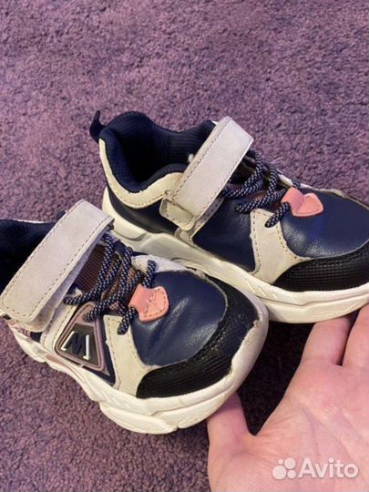 Кроссовки для девочки