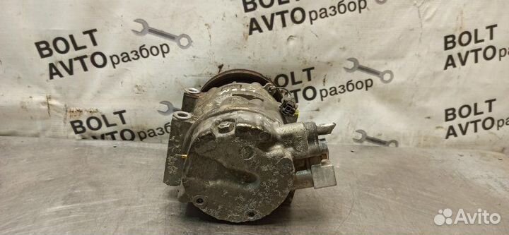Компрессор кондиционера Nissan Elgrand E51 VQ35DE