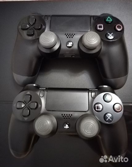 Sony playstation 4 PS4 500gb + 2 геймпада