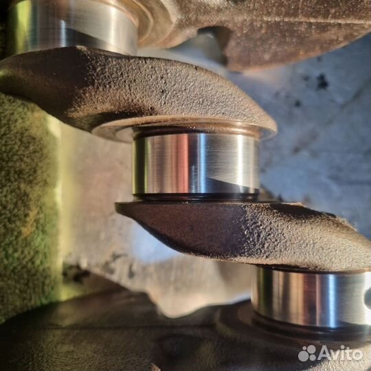 Коленвал ep6 с шатунами и демпфером