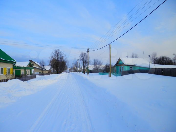 Дом 32,6 м² на участке 18 сот.