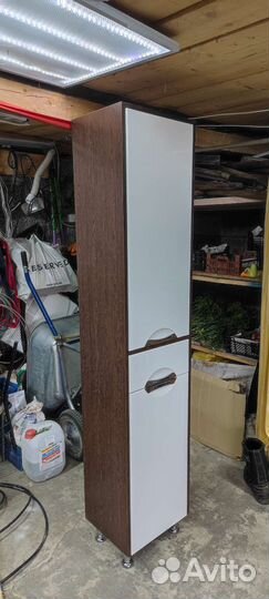 Шкаф пенал для ванной с корзиной бу