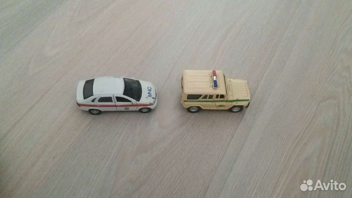 Модели машин УАЗ и калина