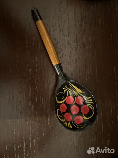 Деревянная ложка хохлома