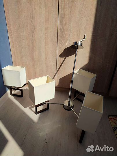 Люстра с 2 бра