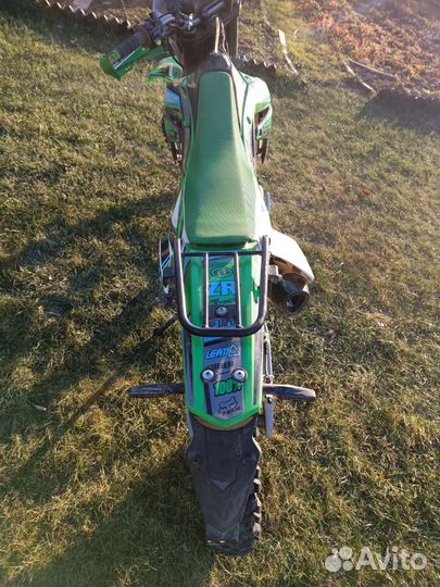 Regulmoto zr 250
