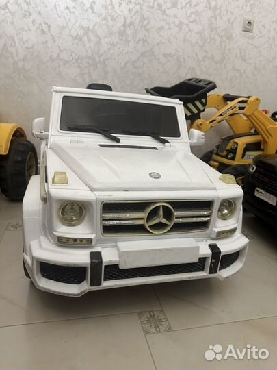 Детский электромобиль