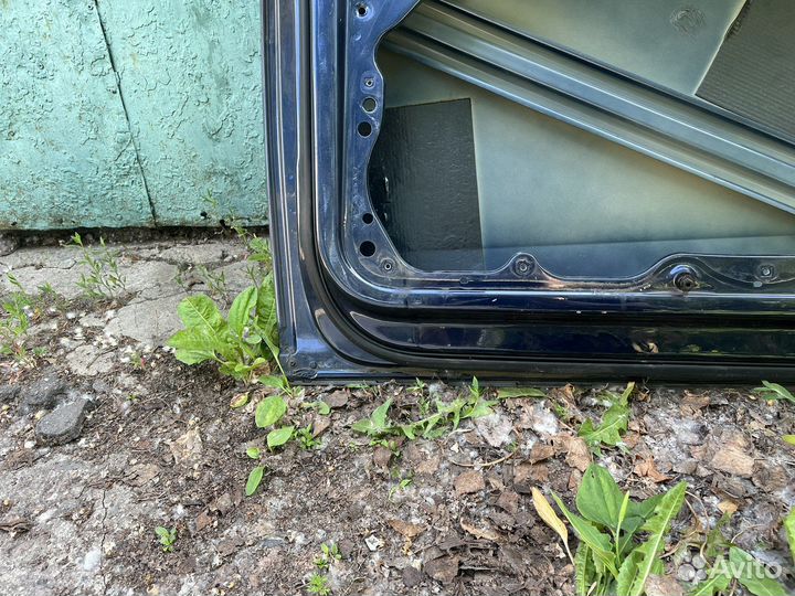 Передняя правая дверь пассат б7 алтрак