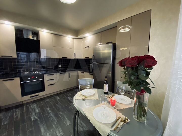 2-к. квартира, 67 м², 8/8 эт.