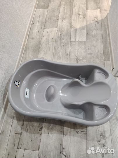 Ванночка для купания новорожденного