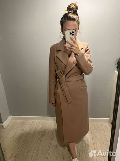 Пальто розовое xs