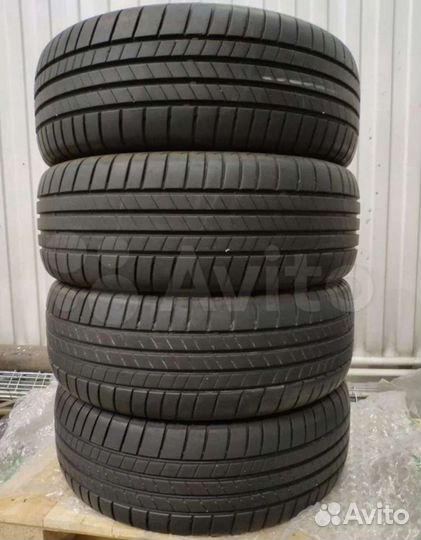 Bridgestone Turanza T005 215/60 R16