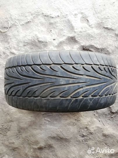 Dunlop SP Sport 9000 235/45 R17