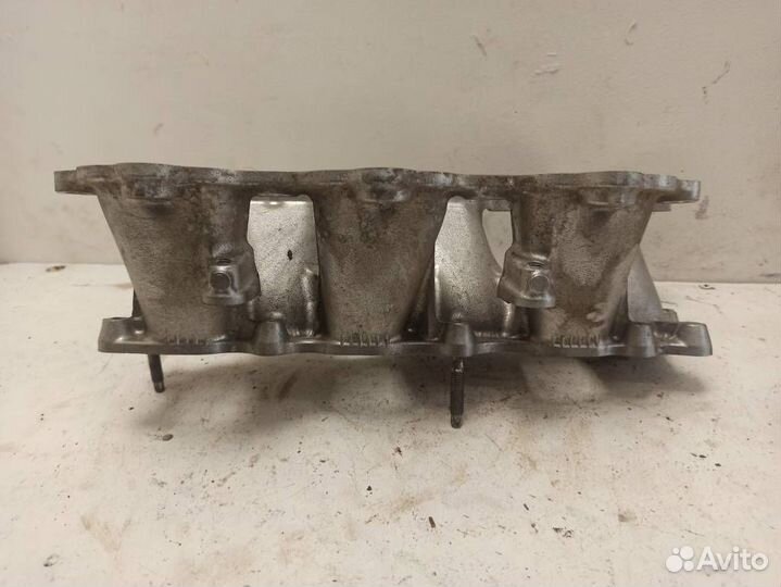 Впускной коллектор 1711131230